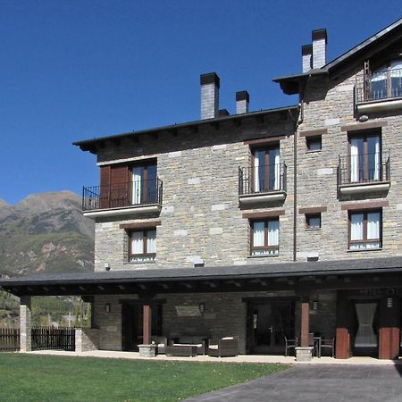 Hotel Sesue Бенаске Екстер'єр фото